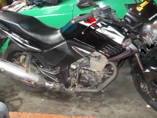 pretel resmi dan legal. honda tiger new revo 08/09 mesin, shock,kaki, body dkk .