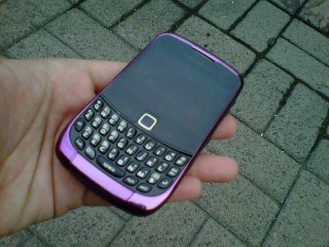 BB 9330 CDMA Second Istimewa