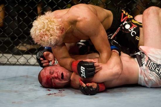 Knock Out Moments (Pics + 1 Vid)