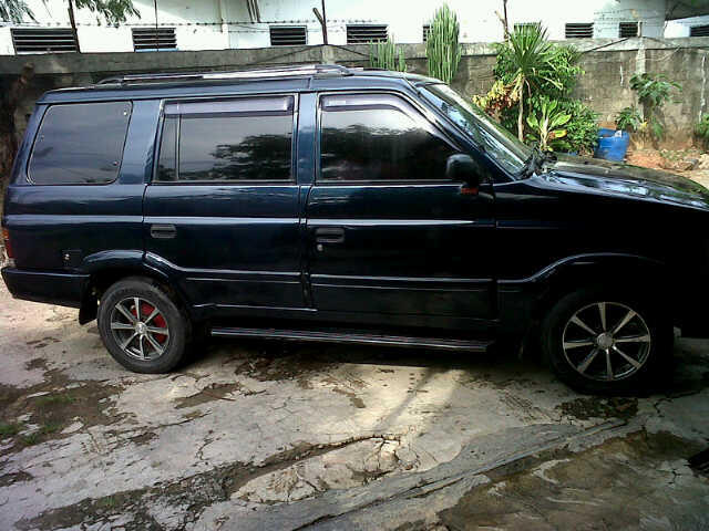 ISUZU PANTHER NEW HI GRADE '98