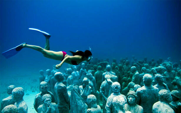 Main-main ke Museum Bawah Laut