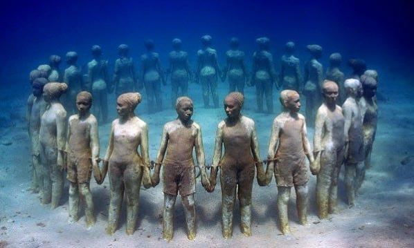 Main-main ke Museum Bawah Laut