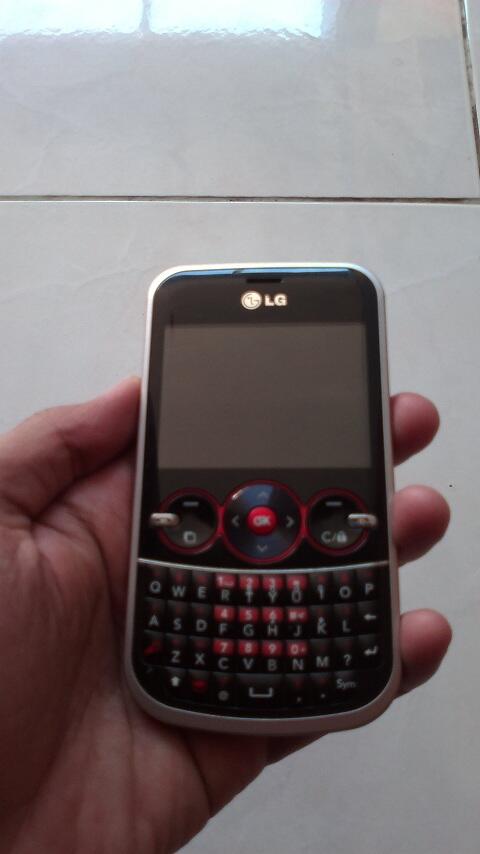 LG GW300 red silver MULUS Malang