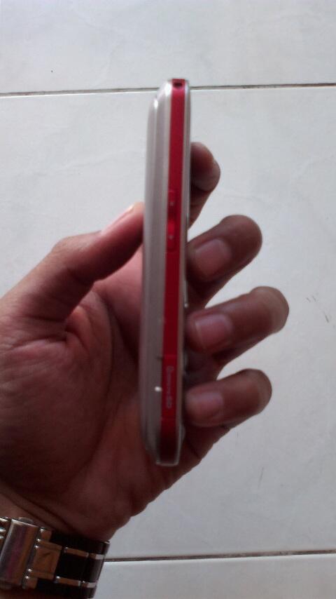 LG GW300 red silver MULUS Malang
