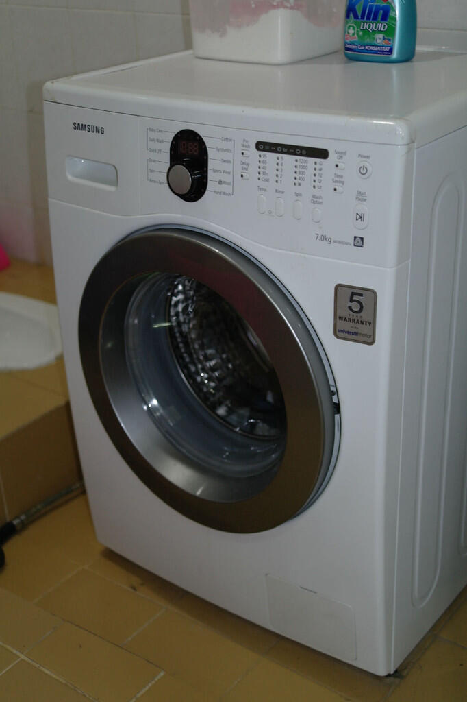 Samsung 7KG Frontloader Washing Machine "BATAM"