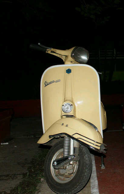 WTS vespa super tahun 1974 krem manis!