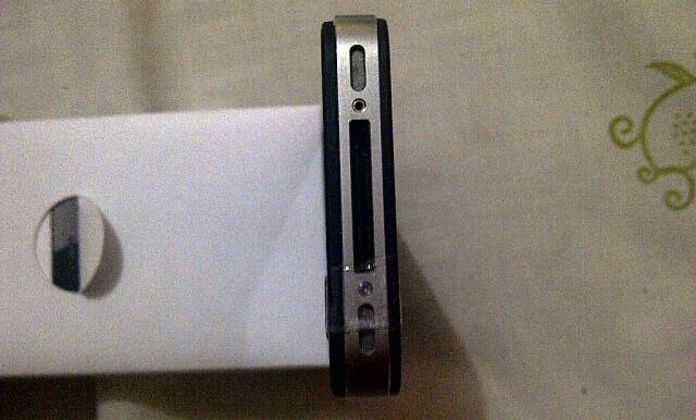 Jual pasrah iphone 4 FU 16 GB ex Telkomsel kondisi apa adanya
