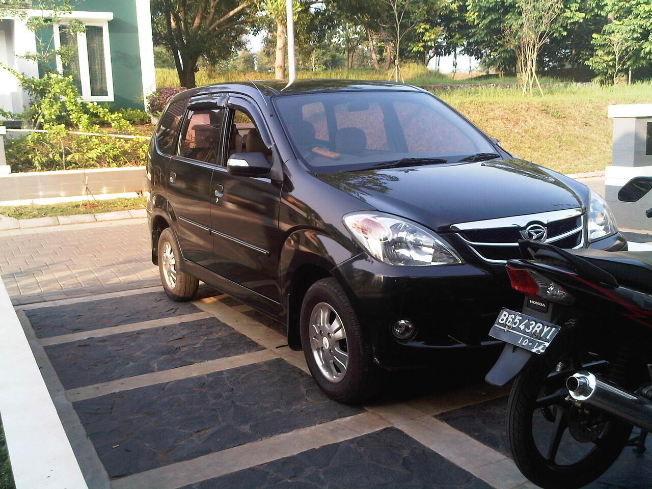 Terjual Sewa Mobil  Rental Mobil  BRAND NEW AVANZA  MATIC  