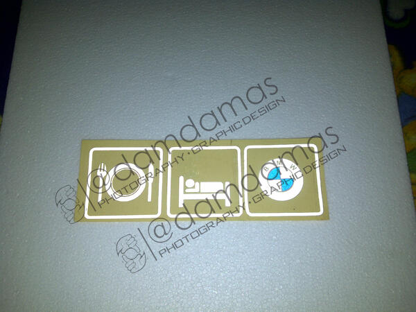 Stiker (decal) Mercedes, BMW, Toyota Crown, dll