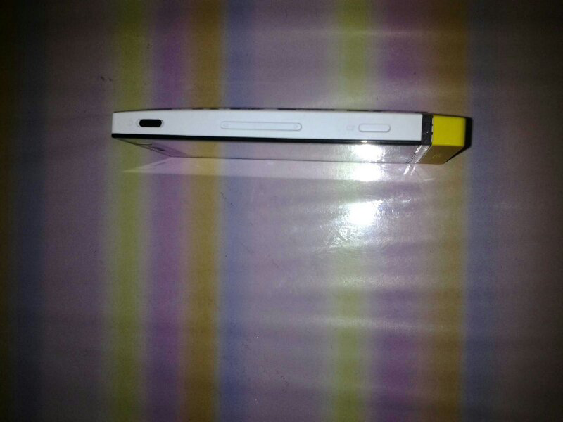 sony xperia u kondisi mantap 98% white