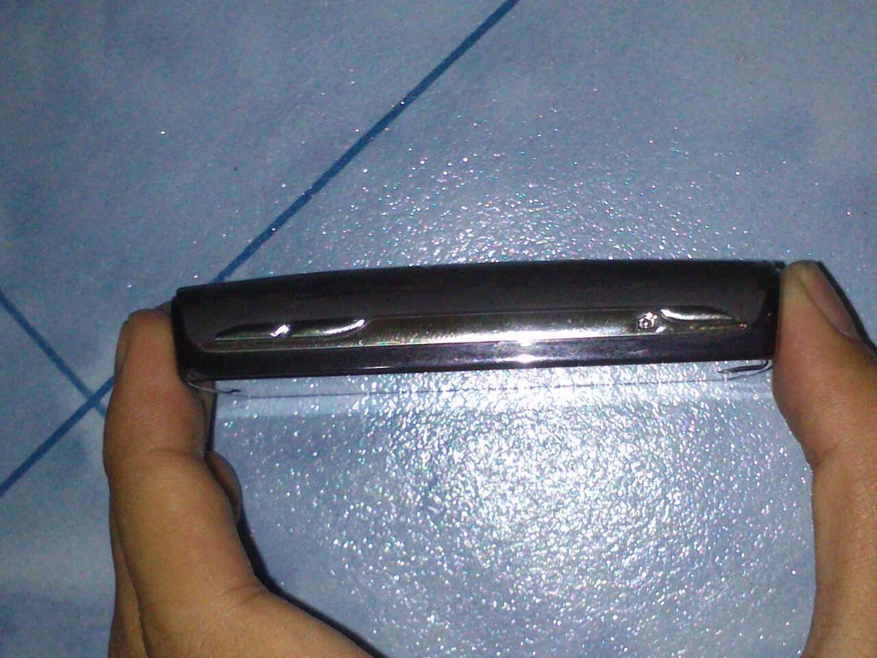 Jual Cepat Sony Ericsson Xperia Mini - Black - Garansi Sampai Agustus 2013