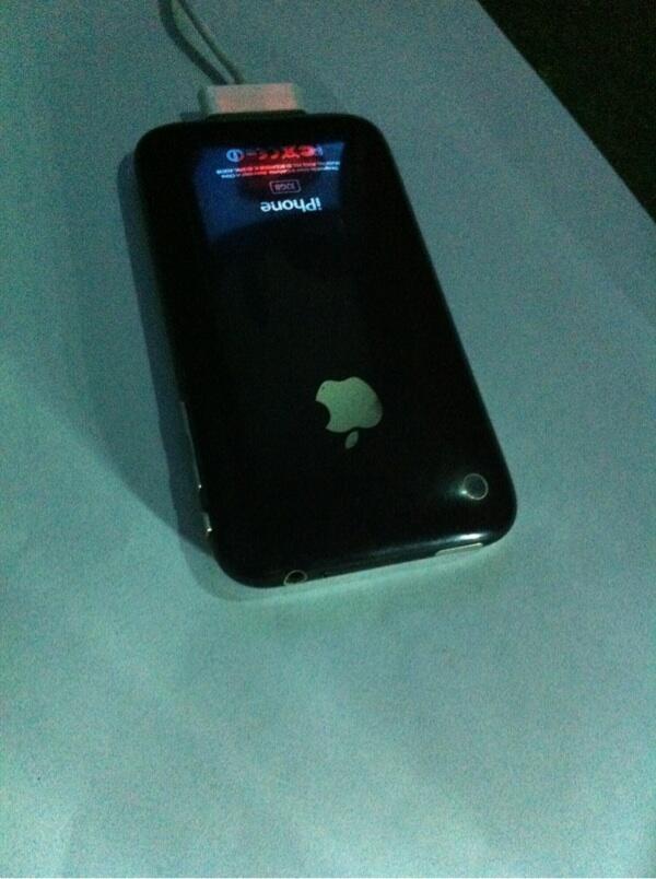 Iphone 3gs 32gb 1,5jt semarang solo jogja