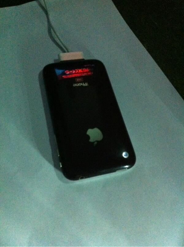 Iphone 3gs 32gb 1,5jt semarang solo jogja