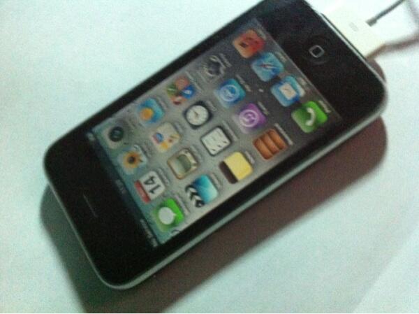 Iphone 3gs 32gb 1,5jt semarang solo jogja