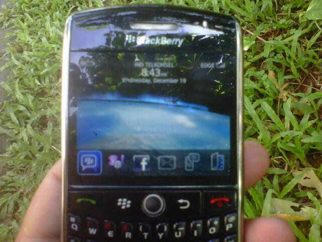 Jual Cepat Blackberry Javelin 8900 apa adanya