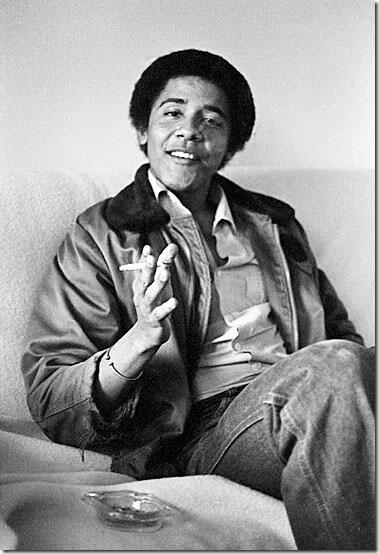 Foto-foto Narsis Obama Waktu Muda