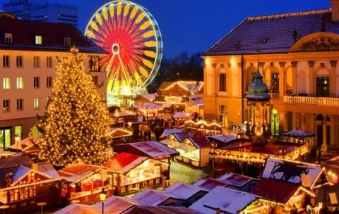 Rayakan Natal Paling Meriah di 8 Kota Ini