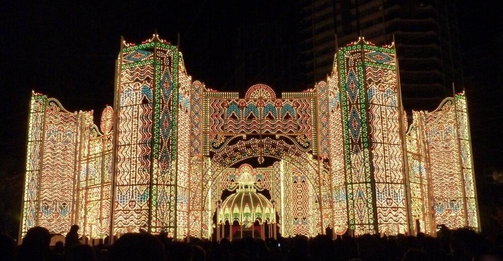 9 Kota dengan Lampu Natal Paling Meriah di Dunia