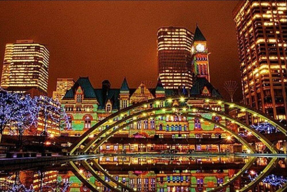 9 Kota dengan Lampu Natal Paling Meriah di Dunia