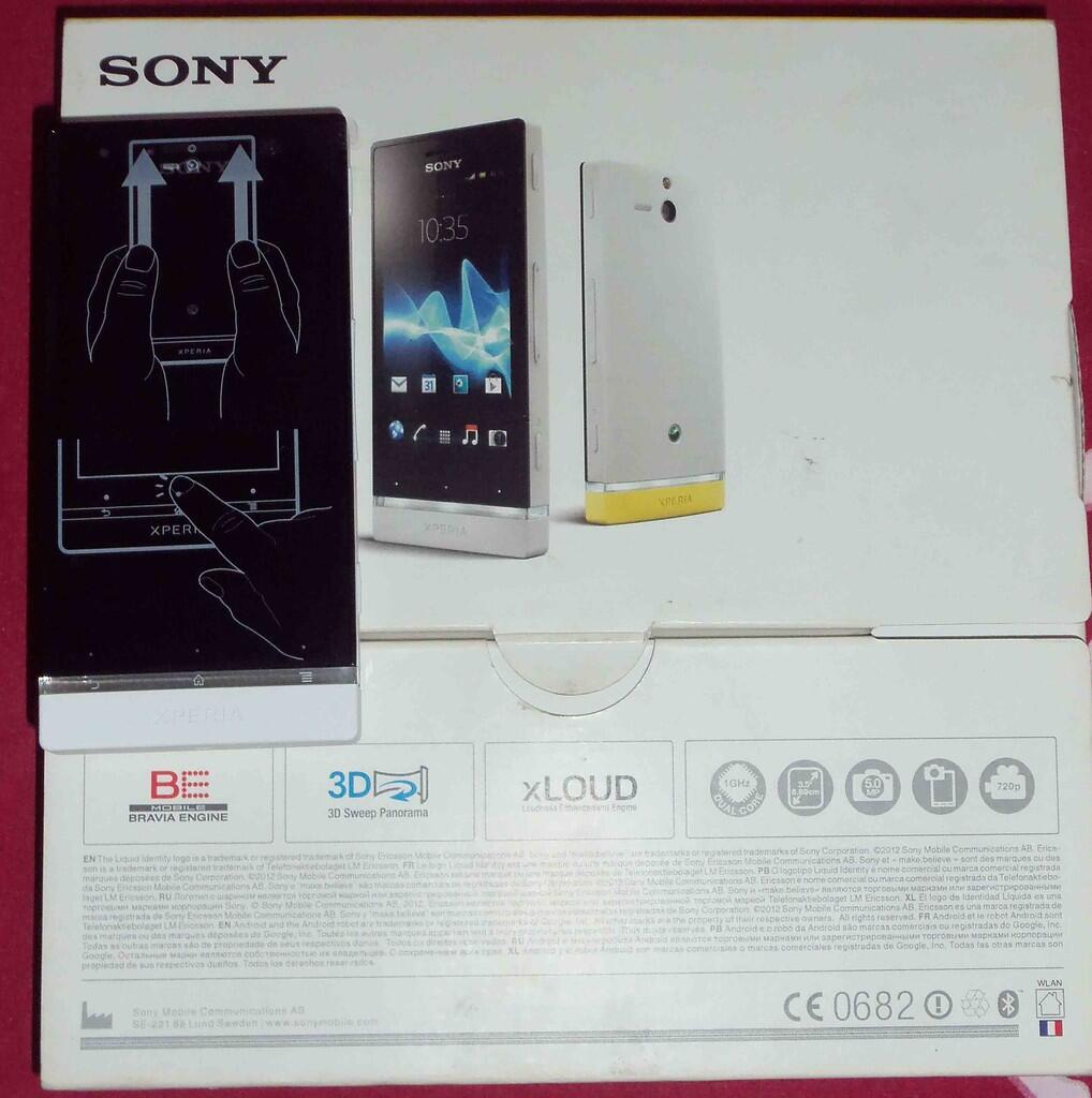 Jual Sony Xperia U ST25i Pure white/Yellow New 100%