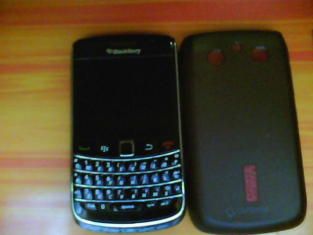 jual blackberry onyx 1 9700 black second COD Semarang