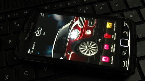 Blackberry Monza 9860 Sangat Istimewa, Garansi Resmi CTN, 99% Like New (Bandung)