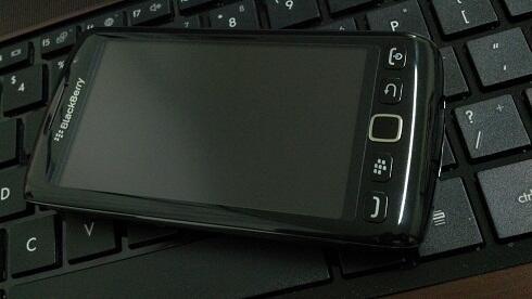 Blackberry Monza 9860 Sangat Istimewa, Garansi Resmi CTN, 99% Like New (Bandung)