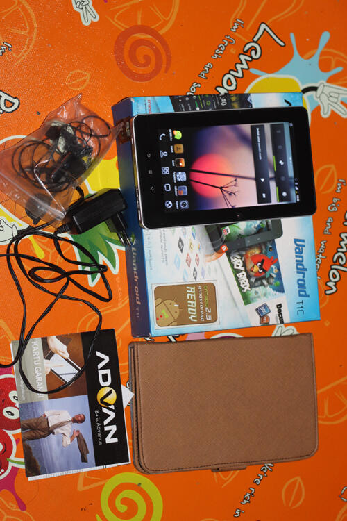 wts vandroid tab t1c,3G,HSDPA, bsa telfon n sms, garansi panjang semarang