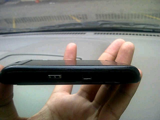 di jual blackberry storm1 9530 murahh sekaliii