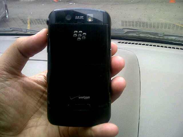di jual blackberry storm1 9530 murahh sekaliii