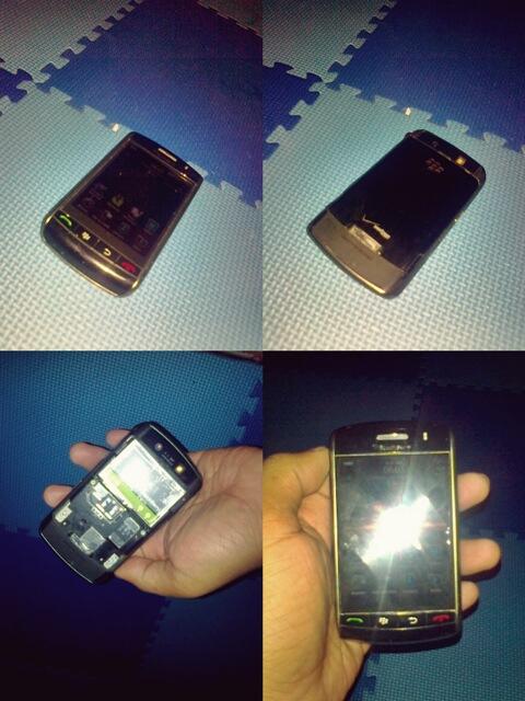 Jual BlackBerry Storm 1 9530