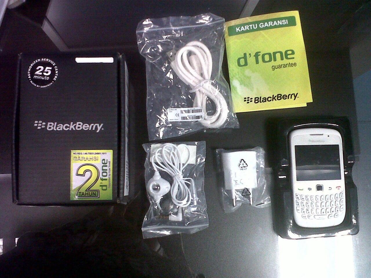 JUAL BLACKBERRY CURVE 9330 FREE BBMAN 1 BULAN, GARANSI 2 TAHUN MURAH