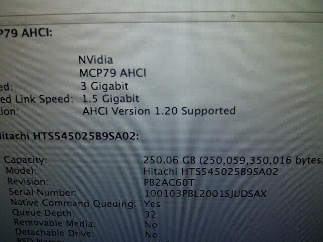 JUAL MACBOOKWHITE UNIBODY CORE2DUO/RAM 2GB/HDD 250GB/VGA NVIDIA 4,85 JUTA SIKAt GAN!!