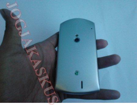 WTS sony xperia neo MT15i silver 8MP ICS