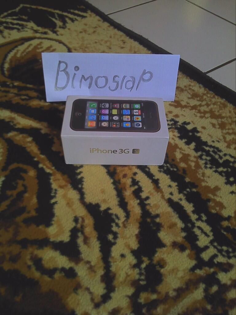 iphone 3gs white 16gb BNOB & DELL STREAK 5 garansi PANJANG subang_jabar