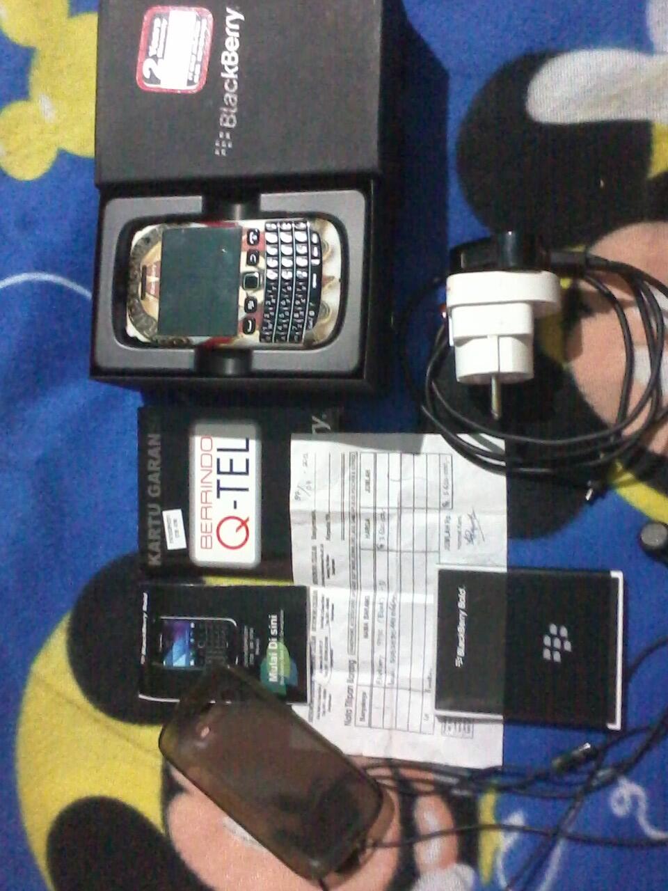 BB 9790/ONYX3/BELLAGIO HITAM BANDUNG GARANSI PANJANG