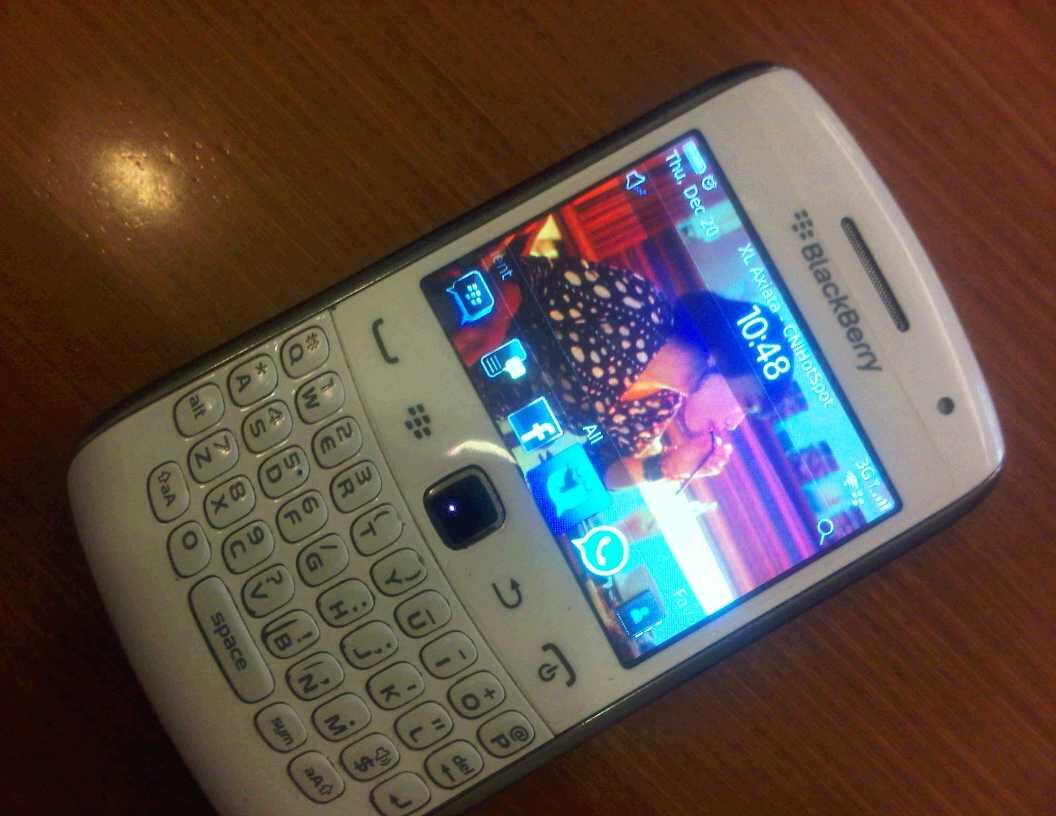 Onyx1 black dan Apollo white Second Bandung