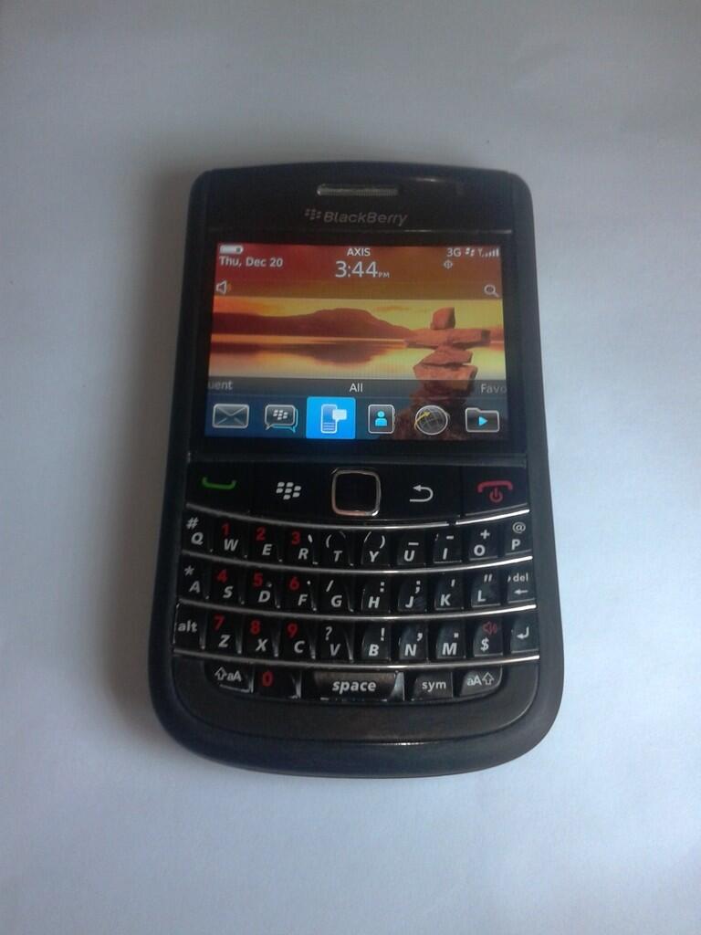 BLACKBERRY ESSEX 9650 ALL BLACK EX US