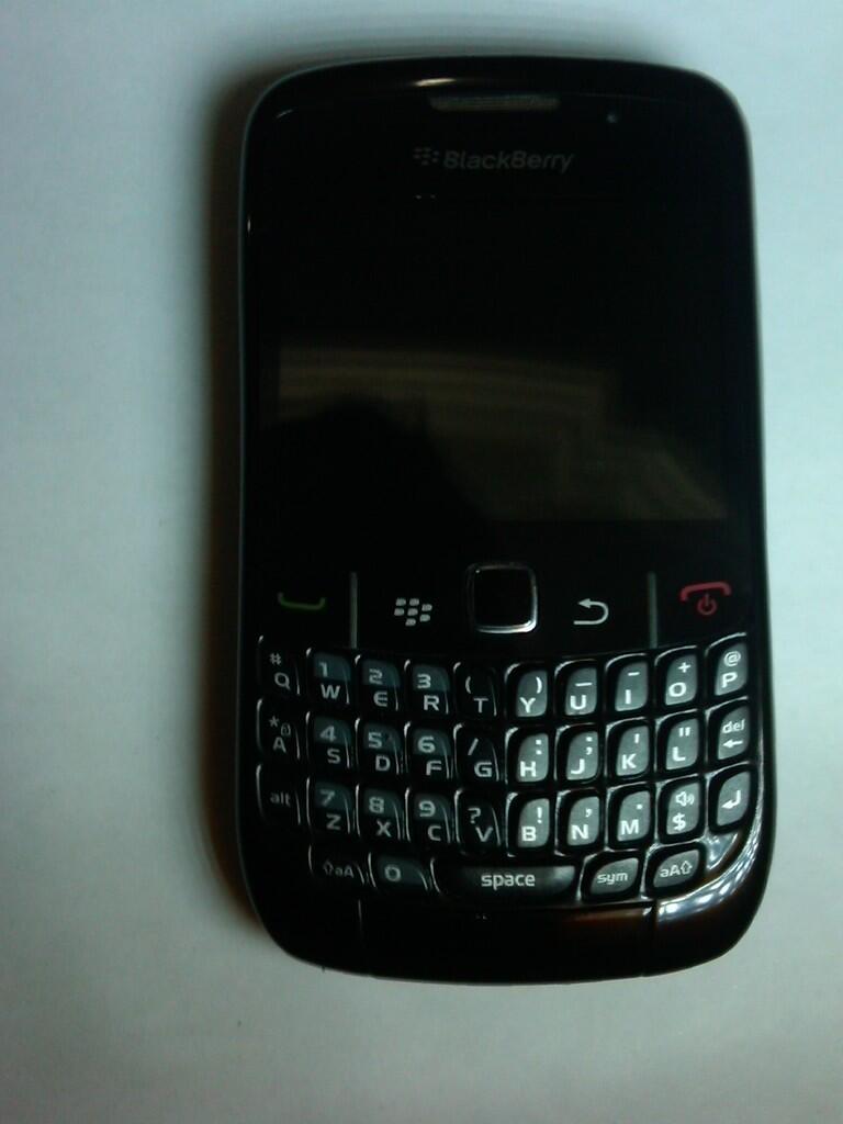 BLACKBERRY GEMINI CDMA 8530 (ARIES) lengkap like a new