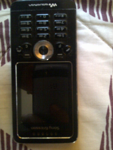 Sony ericsson W302 & Smartfren (Haier) C330
