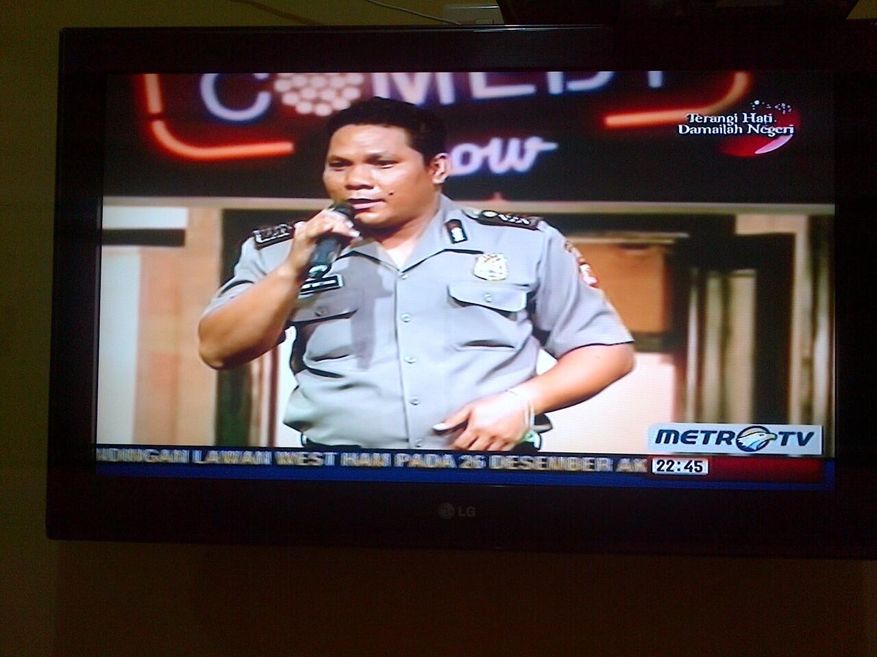 Anggota POLRI ngelawak