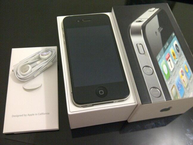 WTS: iphone 4, 16GB, Black