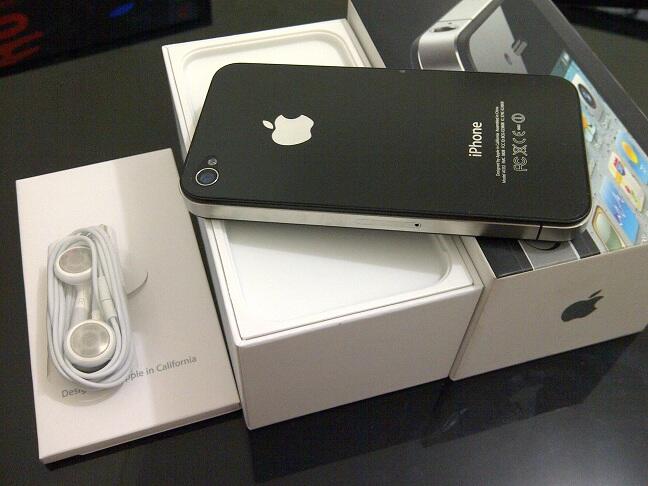 WTS: iphone 4, 16GB, Black