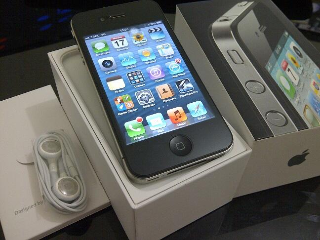 WTS: iphone 4, 16GB, Black