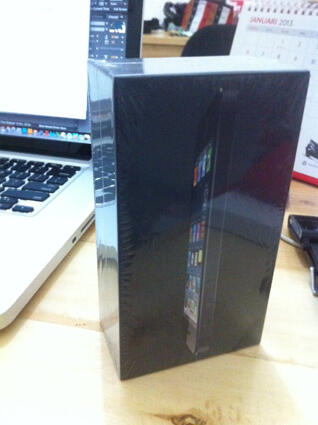 WTS iPhone 5 16 Gb Black BNIB - termurah di kaskus cuma 1 unit