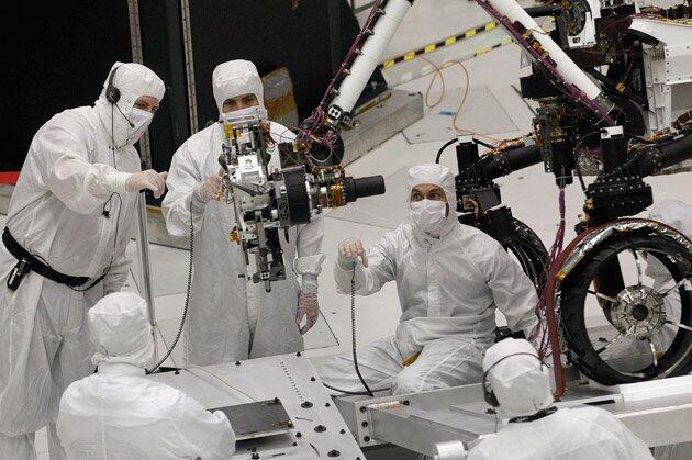 Foto-foto pendaratan sukses kendaraan penjelajah NASA di Mars