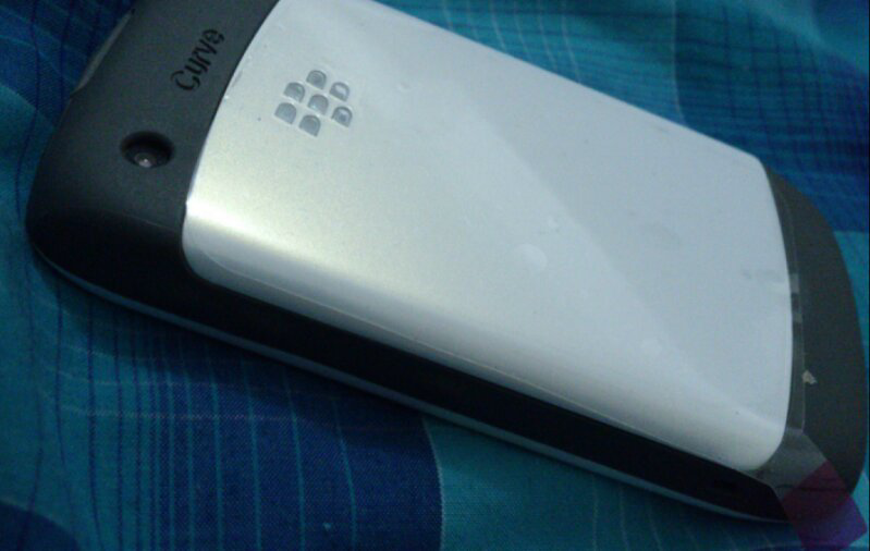 wts blackberry gemini 8520 white