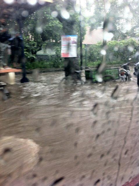 Banjir Cileuncang di Bandung (21.12.12)