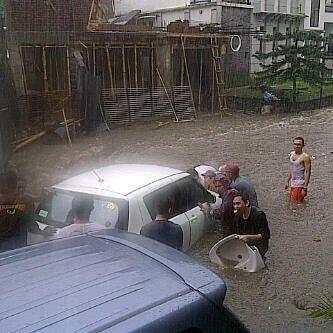 Banjir Cileuncang di Bandung (21.12.12)
