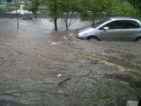 Banjir Cileuncang di Bandung (21.12.12)